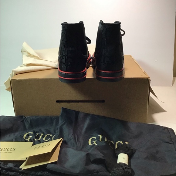 Men’s Authentic Gucci Shoe - Picture 10 of 13